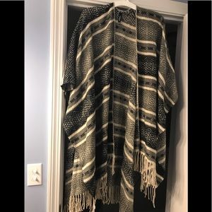 Torrid One Size, Fringe Knit Ruana